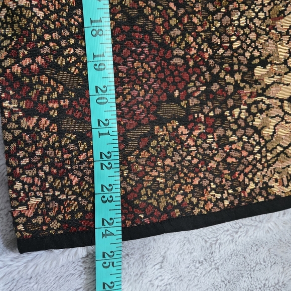 Belessa Lion Print Button-Up Jacket. Size Medium - Picture 12 of 12